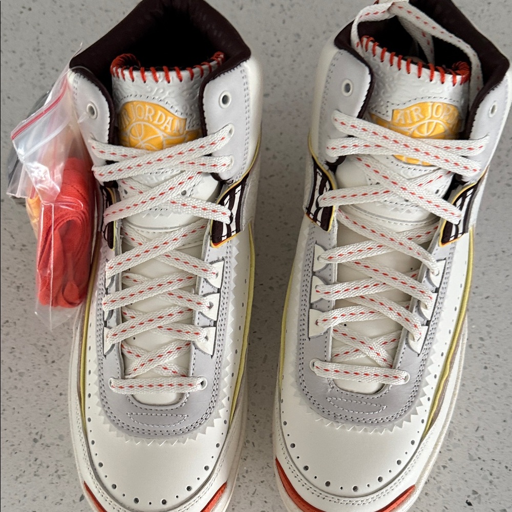 Jordan Kids Sneakers - White, Orange, and Gray - Picture 4 of 6